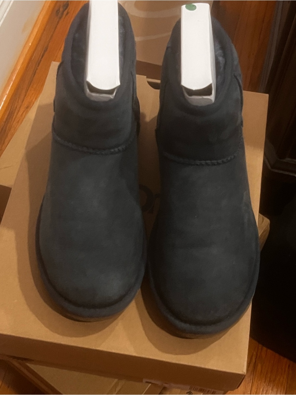 Classic women’s Ugg mini - Navy